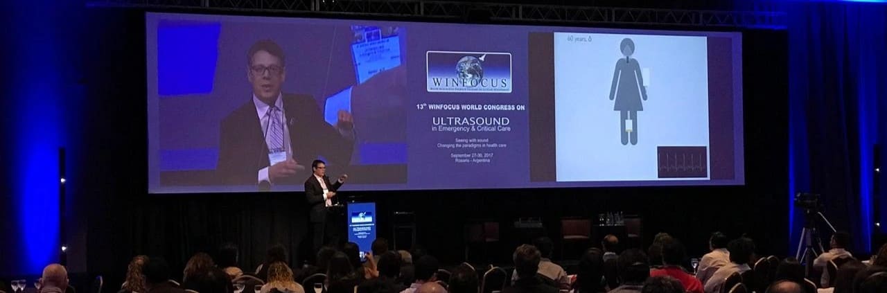Apresentação médica no congresso mundial WINFOCUS, na Argentina